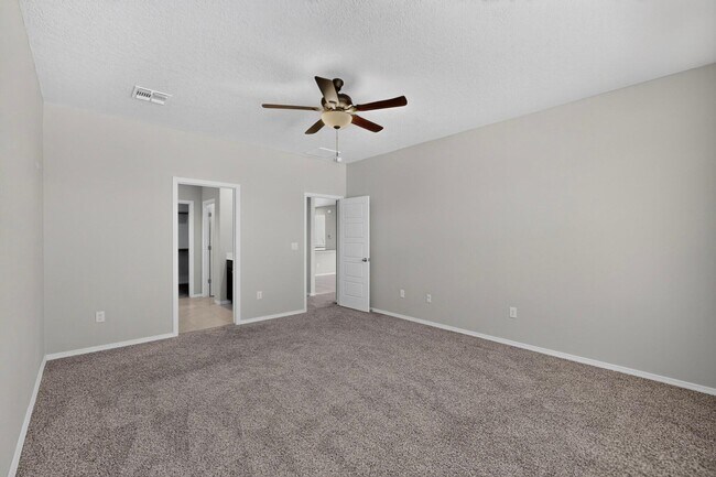 Building Photo - 4847 Mount Salas St NE