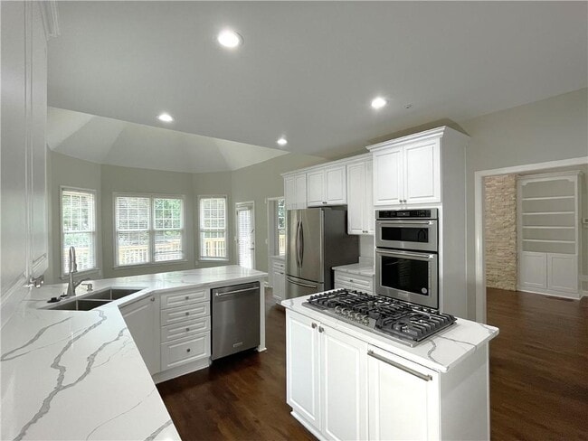 Building Photo - 655 Huntwick Pl