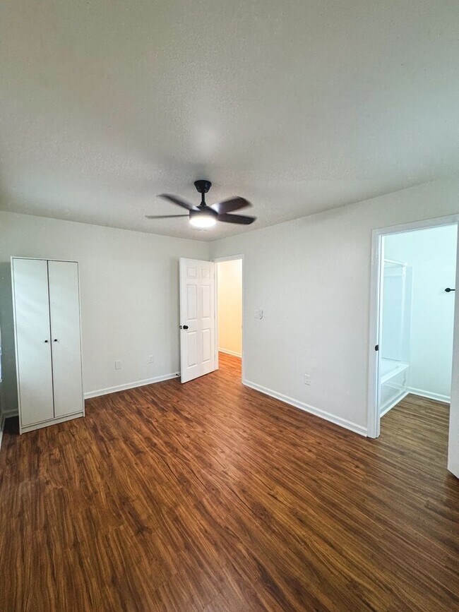 Building Photo - Newly Renovated 3BR/2BA Home in Charlotte ...