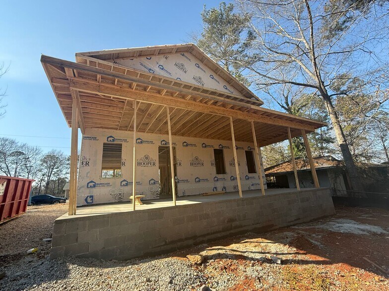 Building Photo - 566 Hudson Terrace