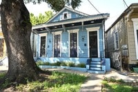 Building Photo - 1923 Bayou Rd