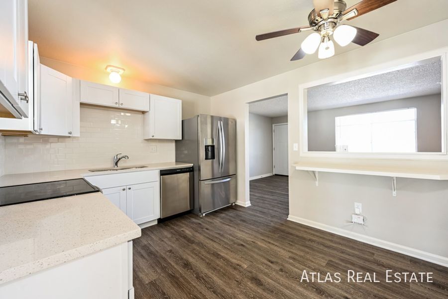 Building Photo - 15876 E Cornell Pl