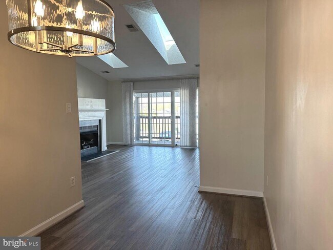 Building Photo - 121 Brookland Ct