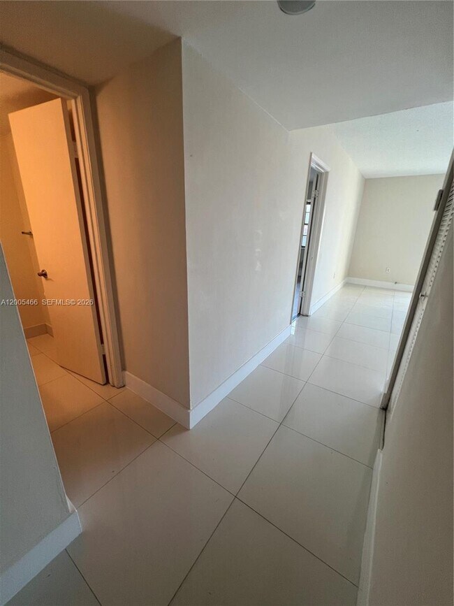 Building Photo - 5731 NW 37th St