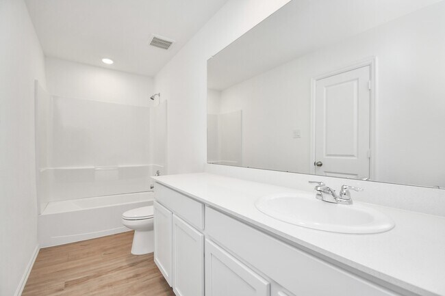 Building Photo - 27010 Breakaway Ln