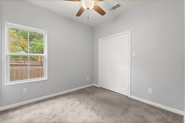 Building Photo - 16866 W Hammon