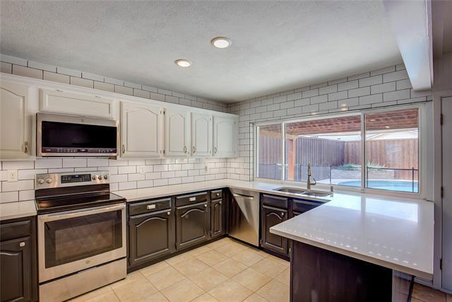 Building Photo - 5233 Reed Dr