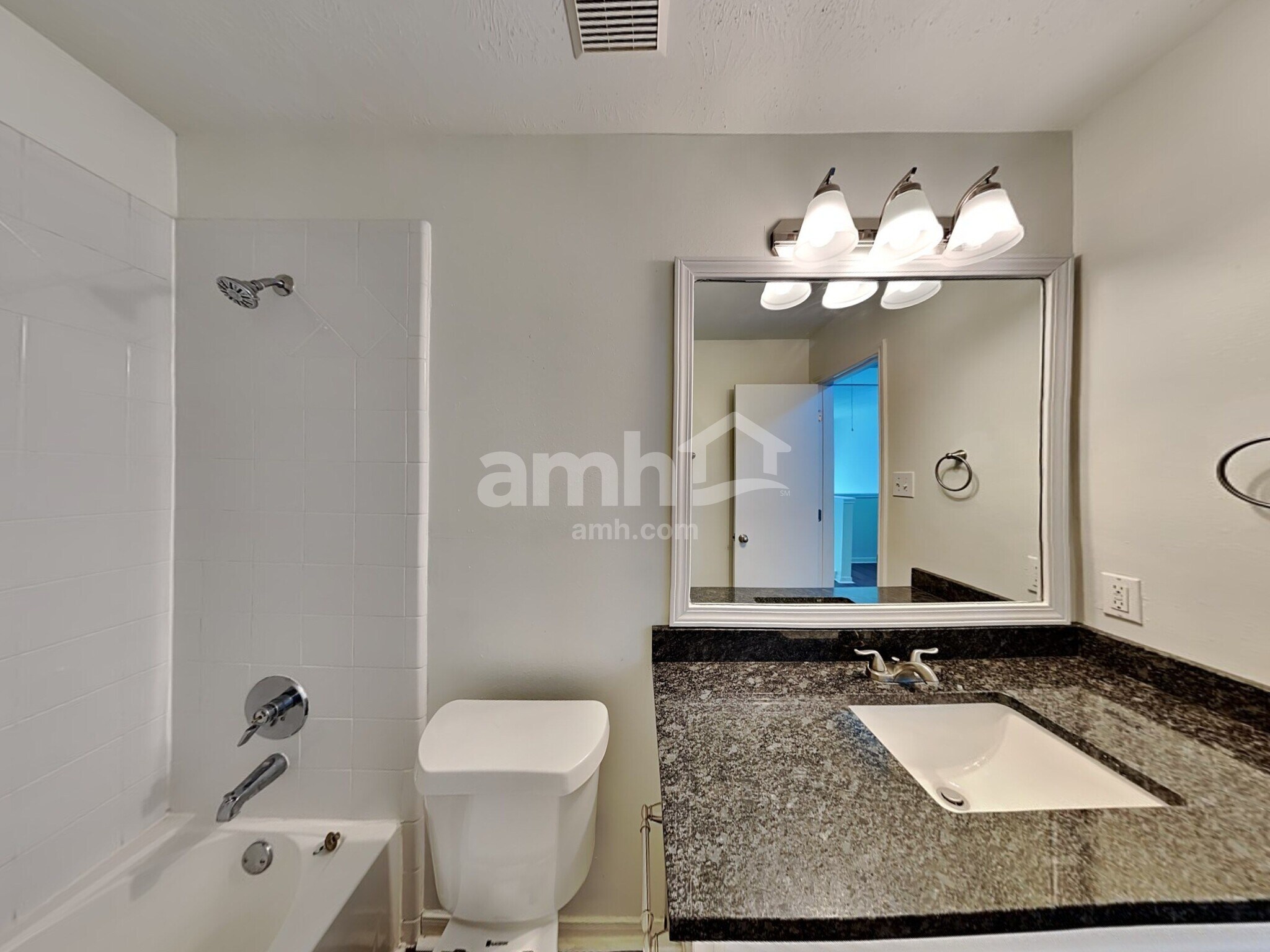 Building Photo - 502 Hearthstone Ct