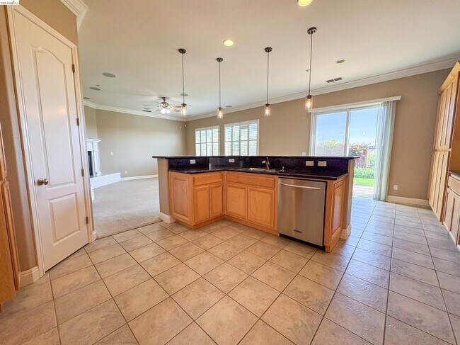 Building Photo - 2497 Winged Foot Rd