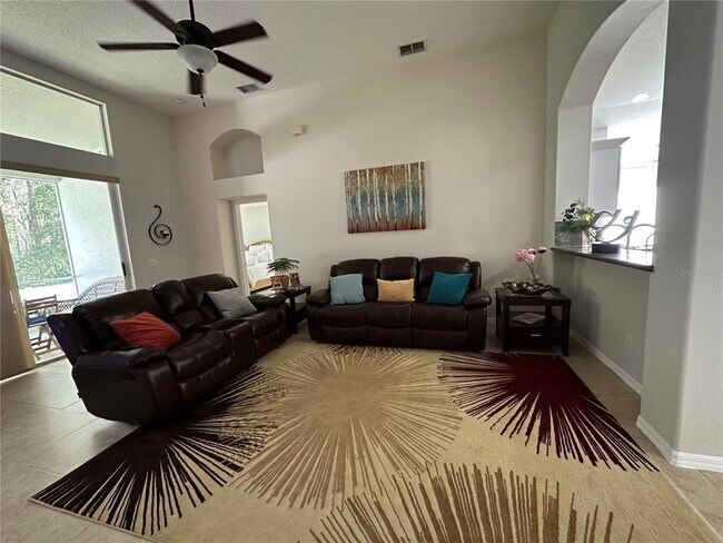 Building Photo - 29651 Birds Eye Dr