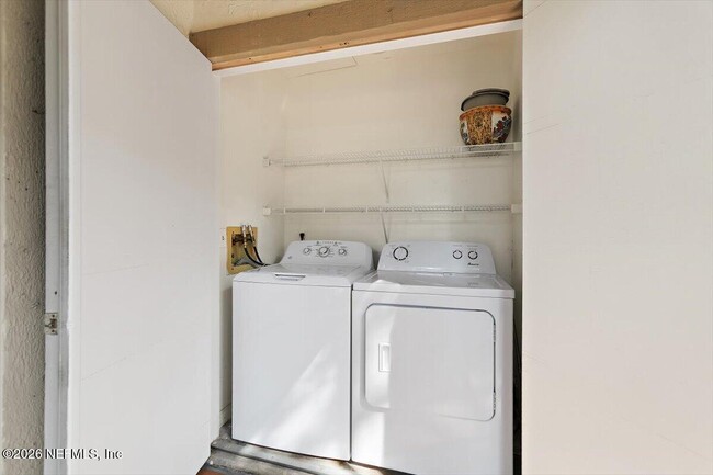 Building Photo - 116 Cranes Lake Dr