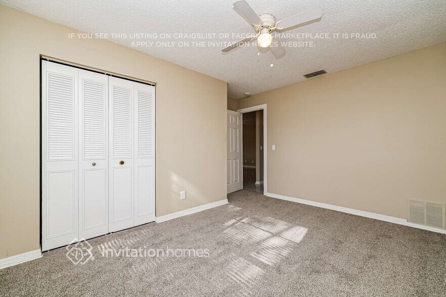 Building Photo - 417 Oakleaf Blvd