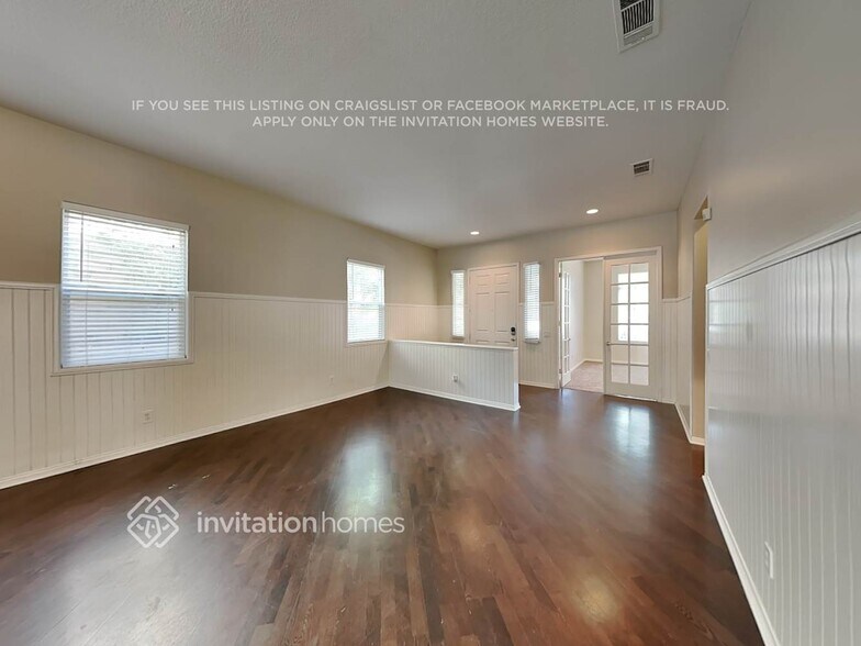 Building Photo - 28315 Hidden Hills Dr
