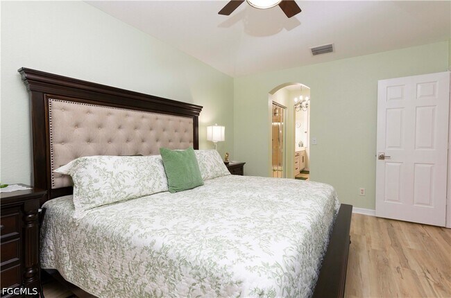 Building Photo - 3325 Antica St