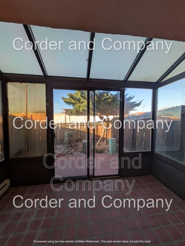 Building Photo - 3301 Monroe St NE