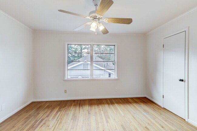 Building Photo - 1508 Cortlandt St