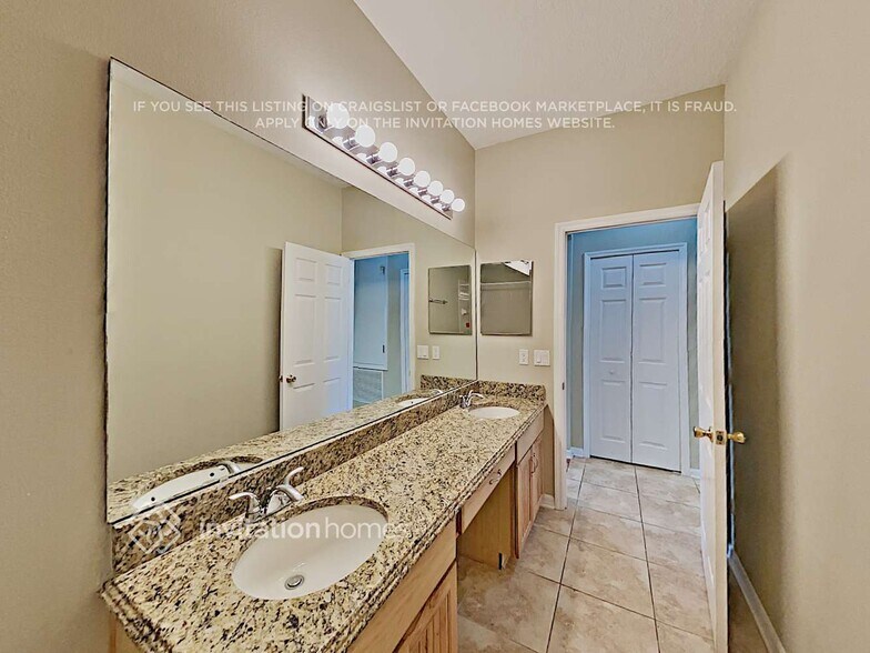 Building Photo - 14047 Morning Frost Dr