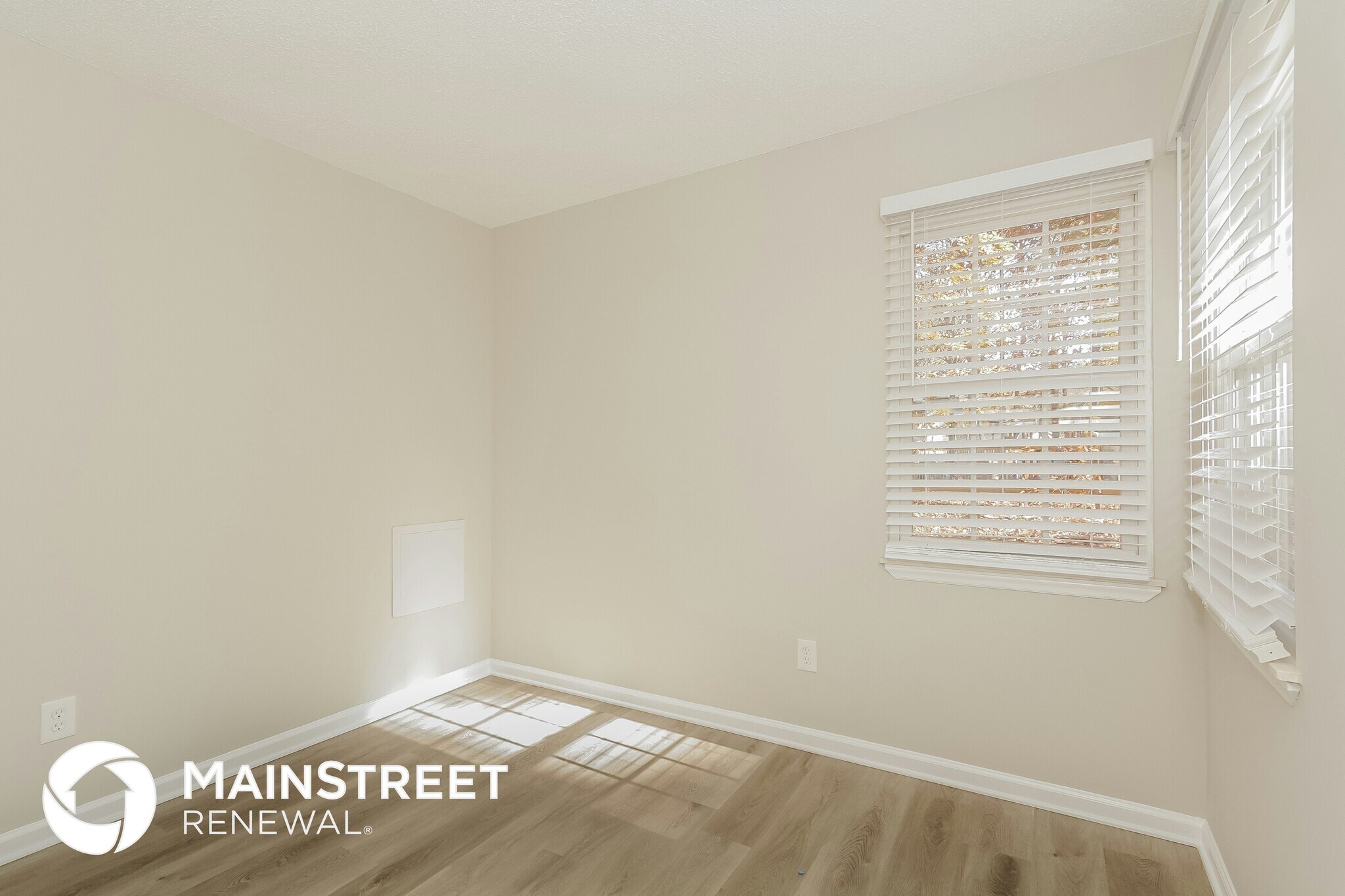 Building Photo - 707 Southland Rd