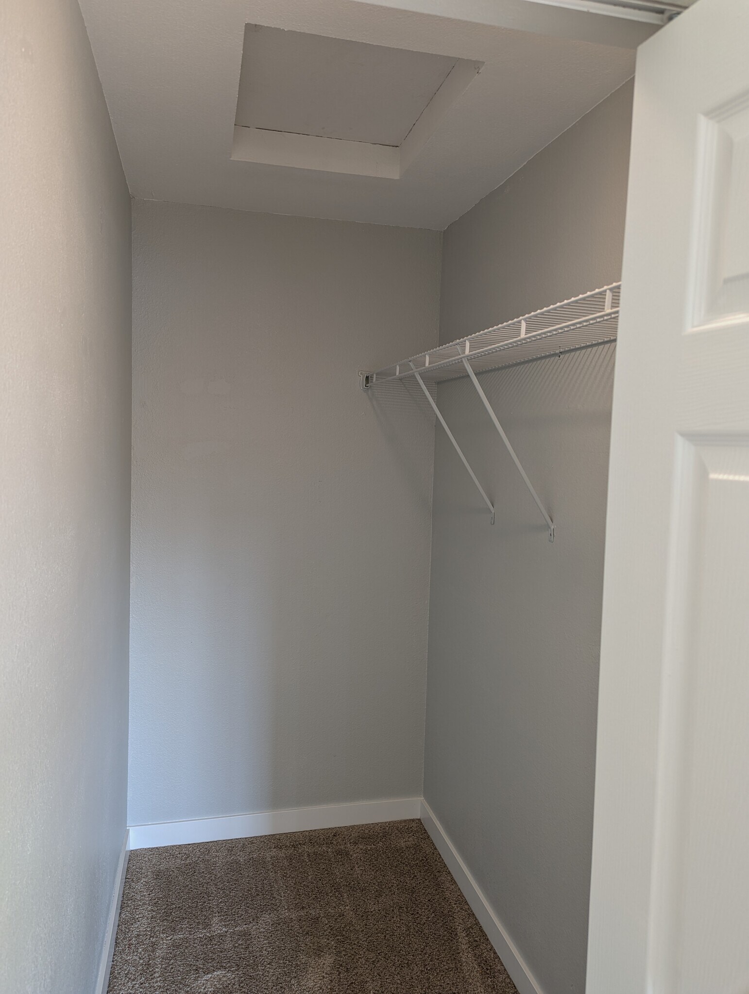 Closet - 353 E St