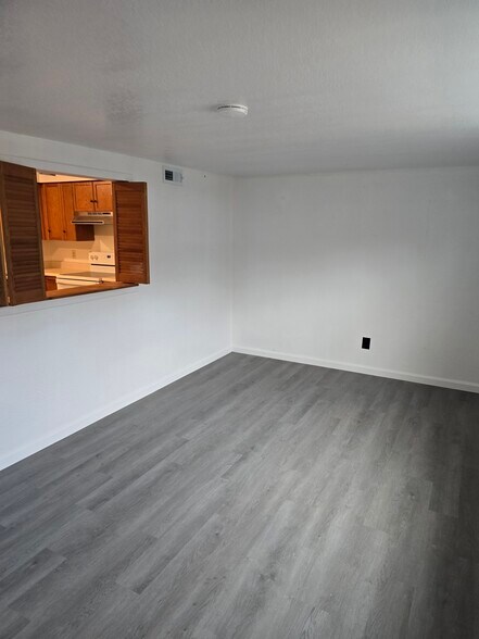 Living Room - 1508 Woodmont Ave