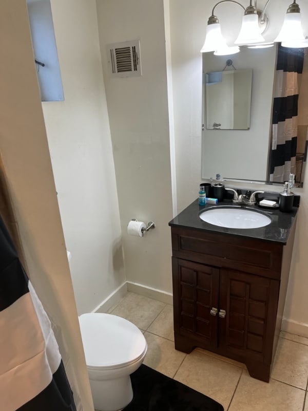 Building Photo - 1937 Gough St