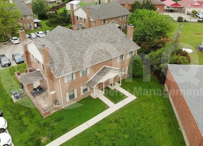 Building Photo - 3947 N Garland Ave