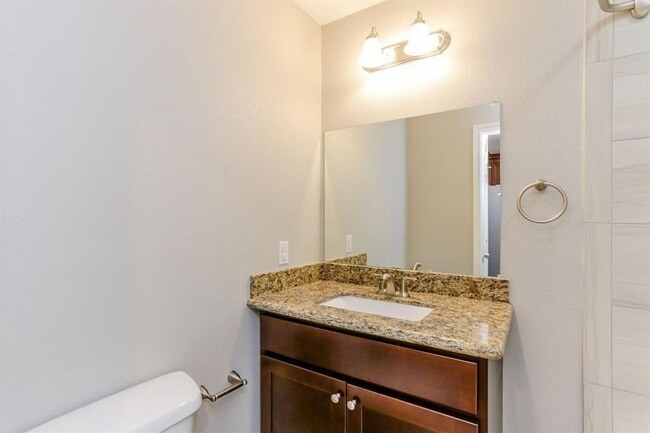 Building Photo - 808 W Main St