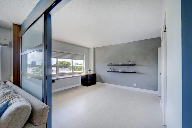 Building Photo - 2500 E Las Olas Blvd