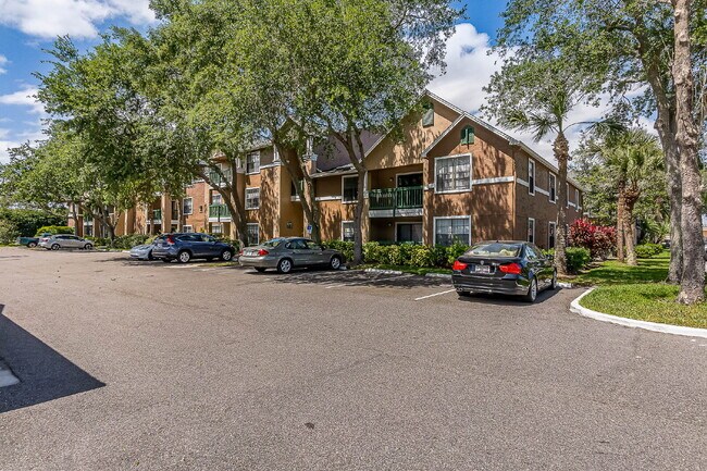 Primary Photo - Spacious 3-Bed, 2-Bath Condo Oasis in Beau...