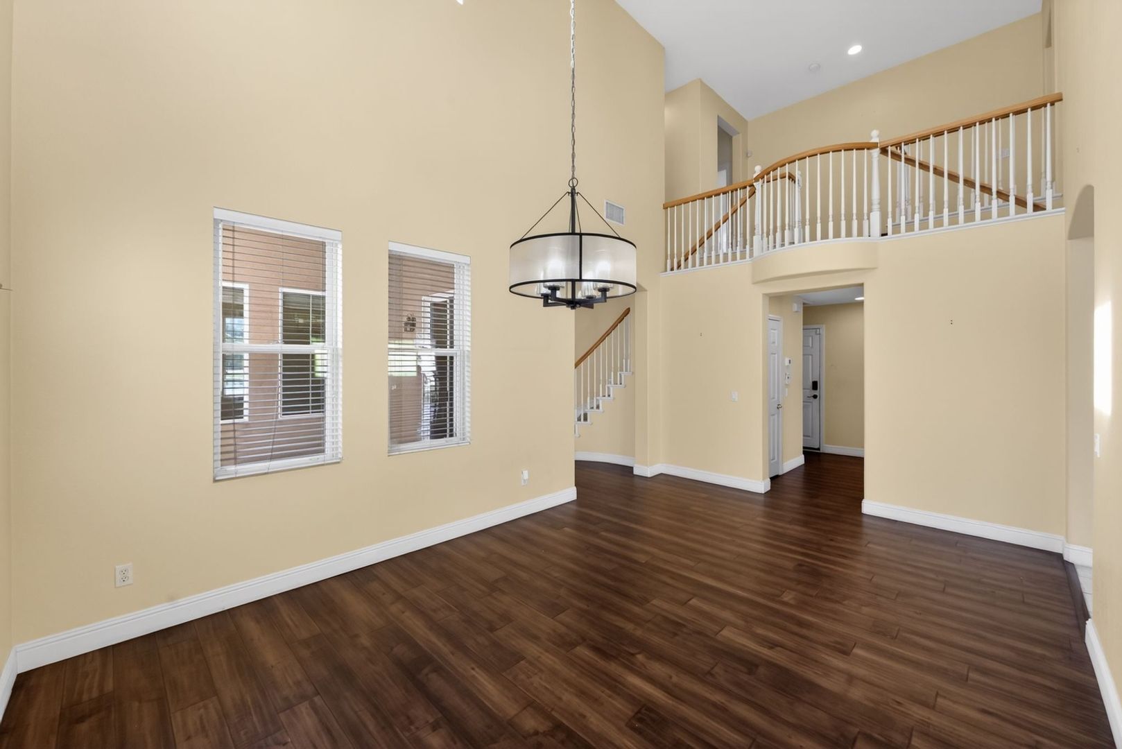 Building Photo - 11677 Swan Lake Dr