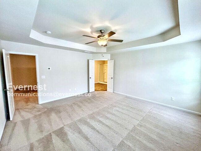 Building Photo - 4708 Fairfax Dr