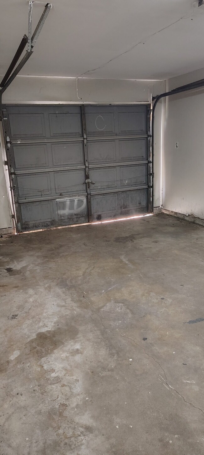 Building Photo - 4616 Singletary Rd