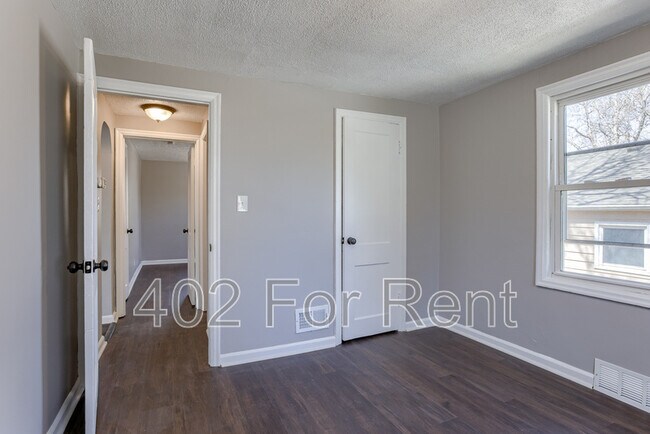 Building Photo - 3224 N 40th St