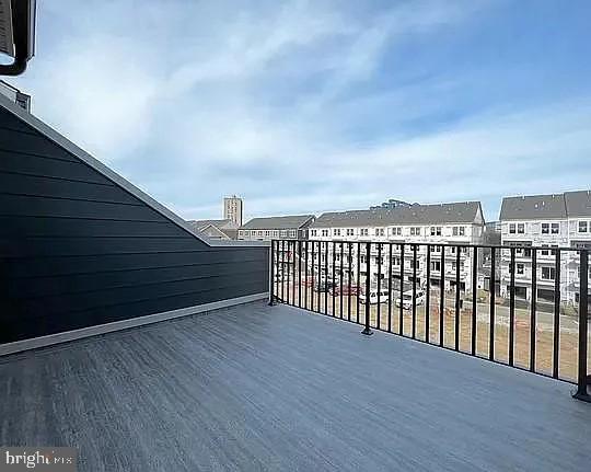 Building Photo - 1207 Vermeer Ave