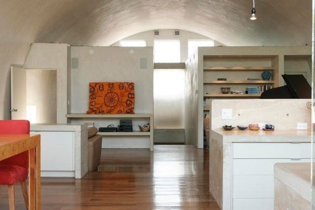 Living room - 818 1/2 California Ave