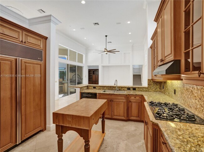 Building Photo - 16291 Bristol Pointe Dr