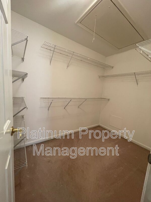 Building Photo - 4916 Durley Ln SE