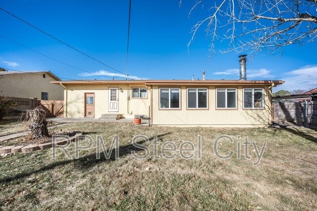 Building Photo - 61 University Cir