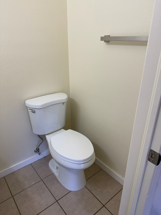 Building Photo - 156 W 500 S