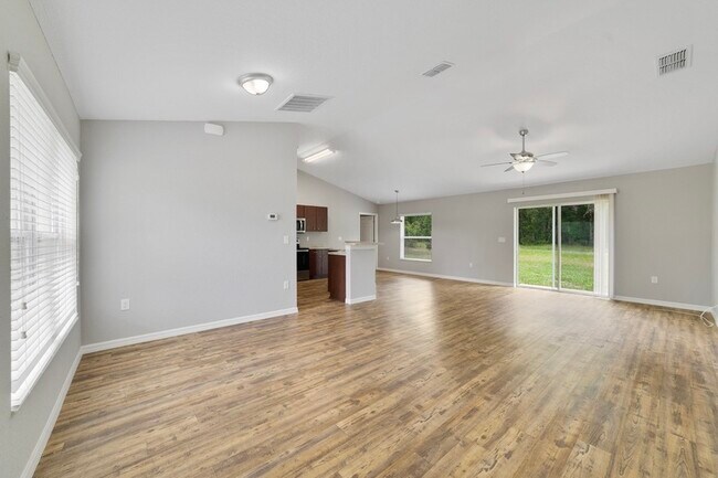 Building Photo - 13775 SW 43rd Cir