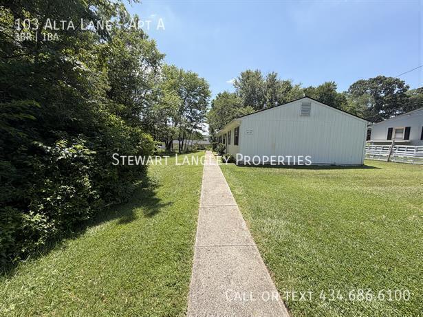 Building Photo - 103 Alta Ln