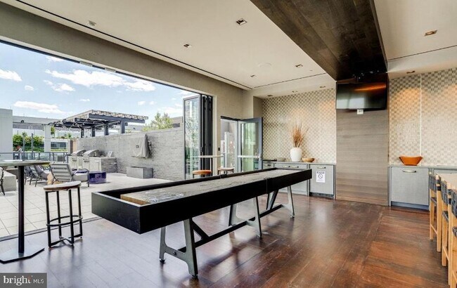 Building Photo - 70 N St SE