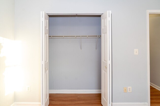 Building Photo - 2014-2016 N Charles St