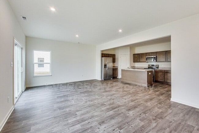 Building Photo - 10834 Penwell Wy