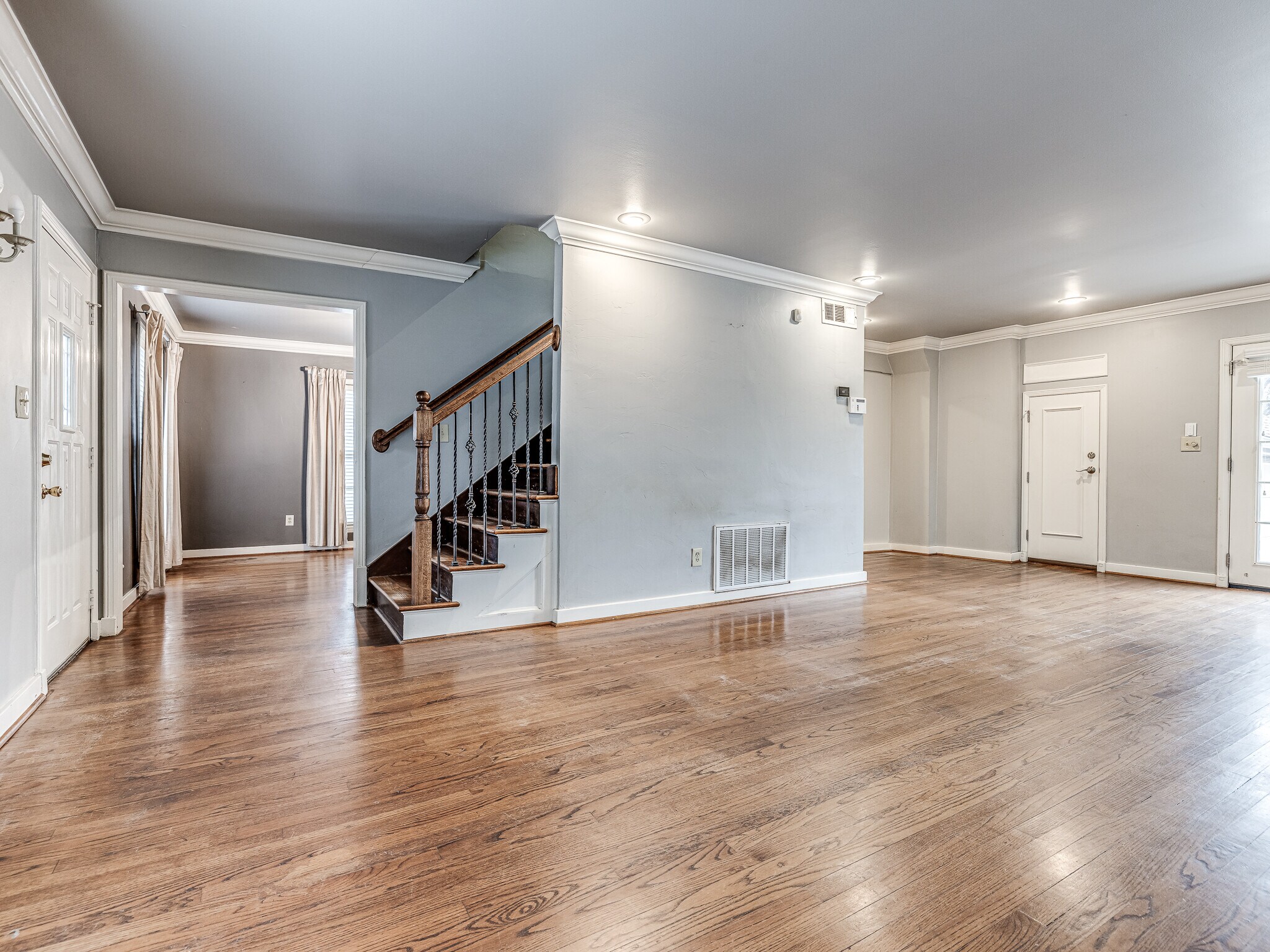 Building Photo - 615 NW 37th St