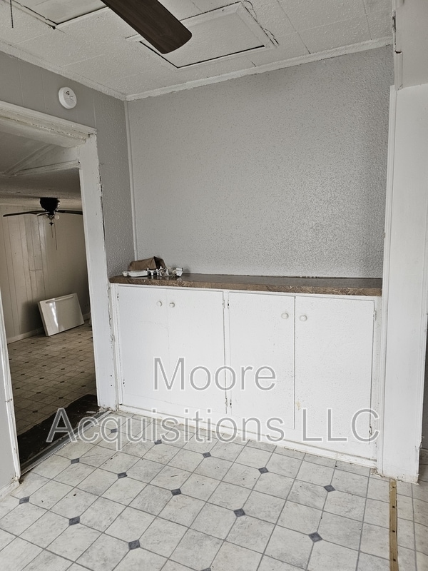 Building Photo - 1811 Nowlin St