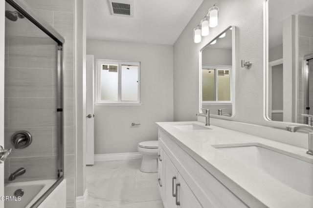 Building Photo - 910 Seaside Ct