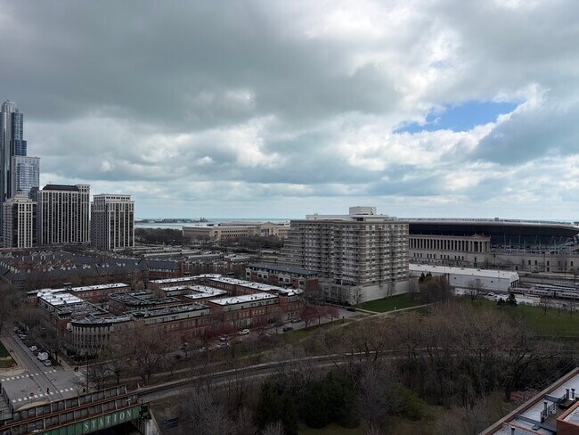 Building Photo - 1600 S Indiana Ave