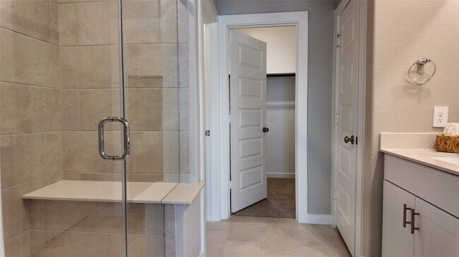 Building Photo - 16702 Sterling Clf St