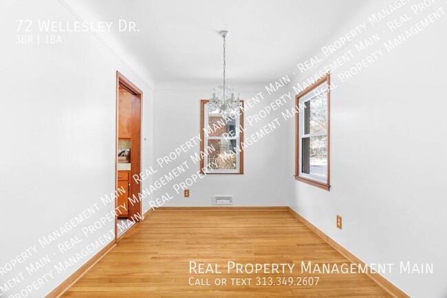 Building Photo - Pleasant Ridge 3 Bedroom